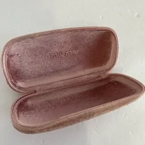 Miu Miu Blush Velvet Glasses Case(only) Miu Miu | Accessories | Miu Miu Blush Velvet Glasses  main image 3